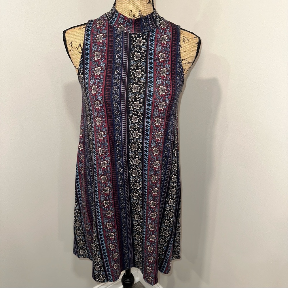 Design Lab Lord & Taylor Mock Neck Flared Sleeveless Boho Dress Size S